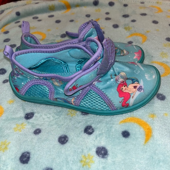 Ariel water shoes - Picture 3 of 5